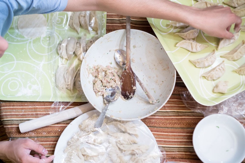 A dumpling party with friends, featuring several different wrappers and fillings