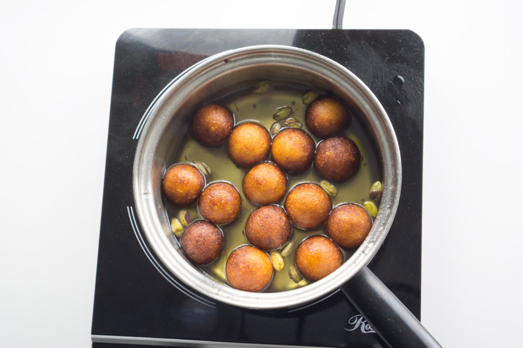 Gulab Jamun 