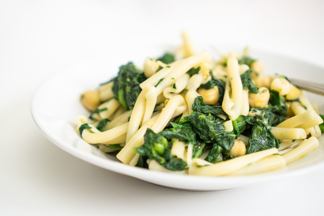 Spinach Chickpea Pasta