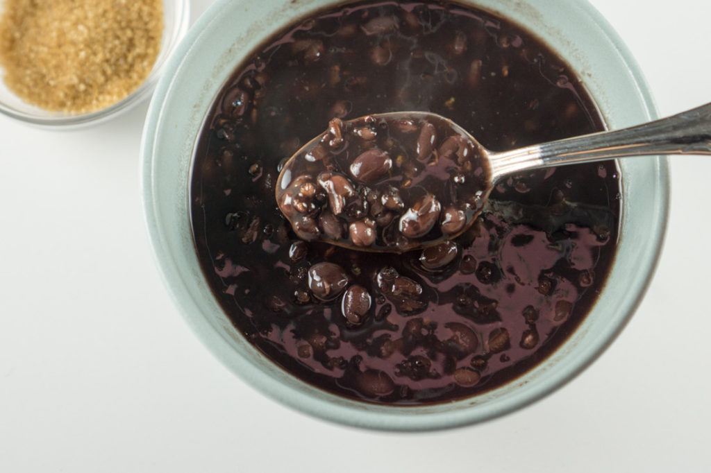 Instant Pot Sweet Red Bean Soup nommymommy